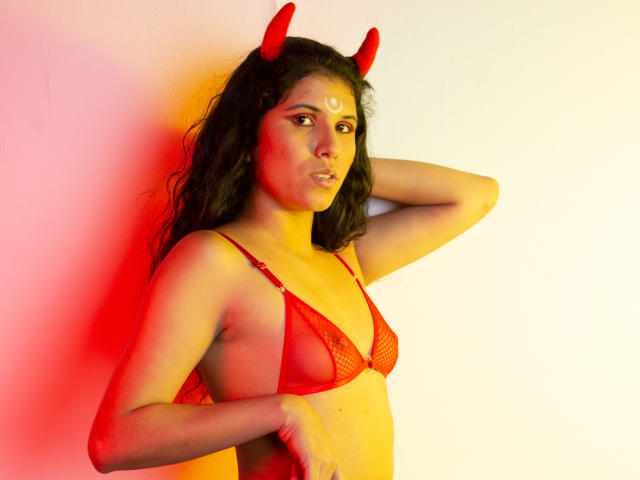 ErikaHill - Sexe cam en vivo - 10684859