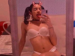 AlahiaRodriguez - Live porn & sex cam - 10698847