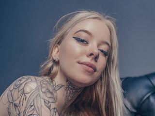 IvyBecker - Live porn & sex cam - 10711027