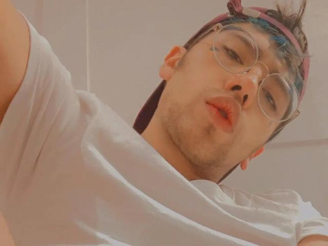 AntonioTella - Live sex cam - 10713491