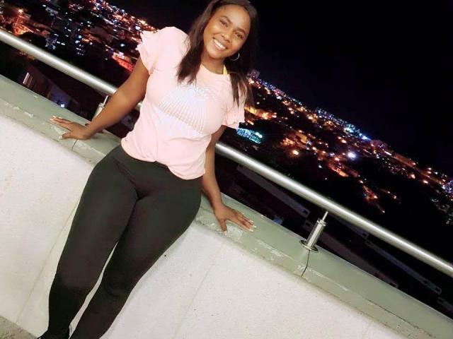 EmiraHot - Live porn &amp; sex cam - 10723275