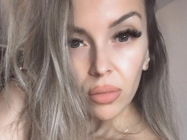 SophieDeee - сексуальная веб-камера в реальном времени - 10727935