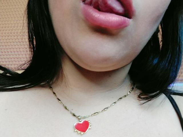 VivianaThomson - פורנו בשידור חי ומצלמת סקס - 10743719