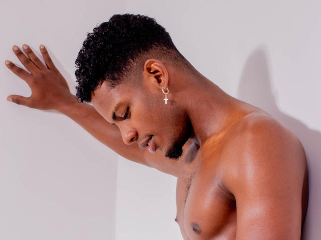 DamianRhis - Live Sex Cam - 10750427