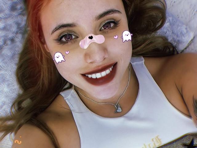 GraceRogers - Live Sex Cam - 10756223