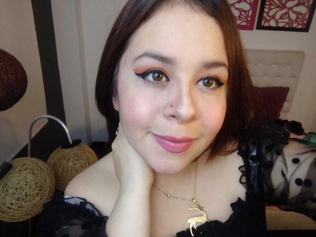 KatieWoolf - Live sex cam - 10770807