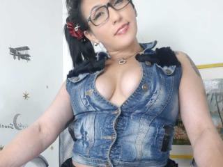 GiselleLacout - Live sexe cam - 10775515