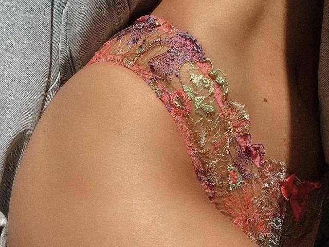 SilenaSiren - Live sex cam - 10789391