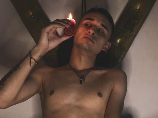 LucasHorny - Sexe cam en vivo - 10814187