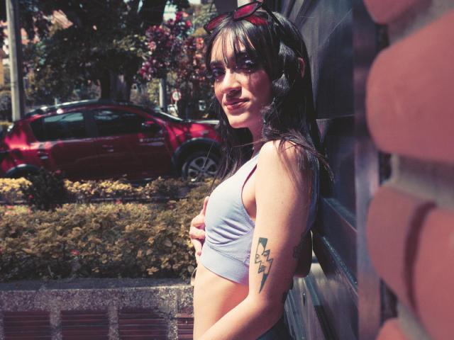 MeliMuller - Porno na żywo i seks kamera - 10825375