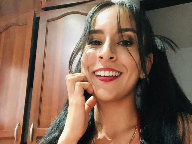 AlexandraSaenz - Sexe cam en vivo - 10827507