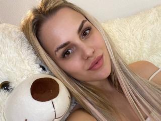 NikaGlam - Live porn &amp; sex cam - 10828535