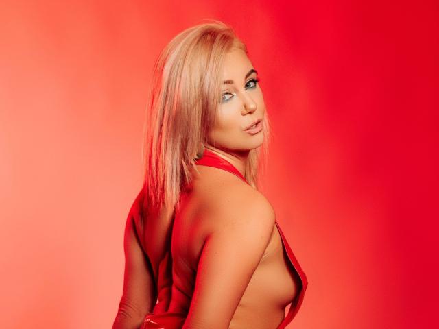 NickyBlues - Live sex cam - 10832755
