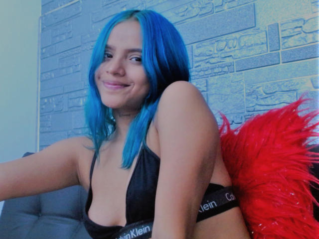 LianaTurner - Live sex cam - 10840167