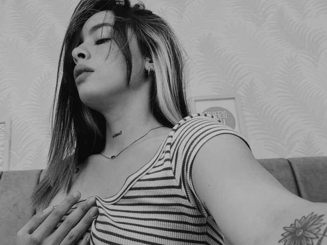 ValentinaSwift - Live sex cam - 10847939