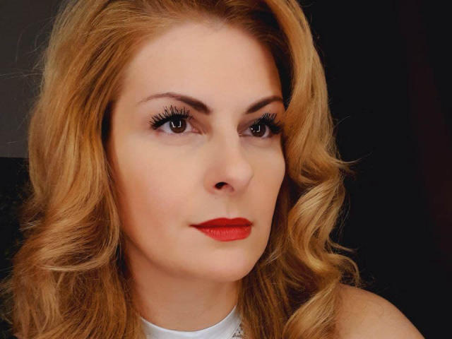 Eleonoress - Live Sex Cam - 10865467