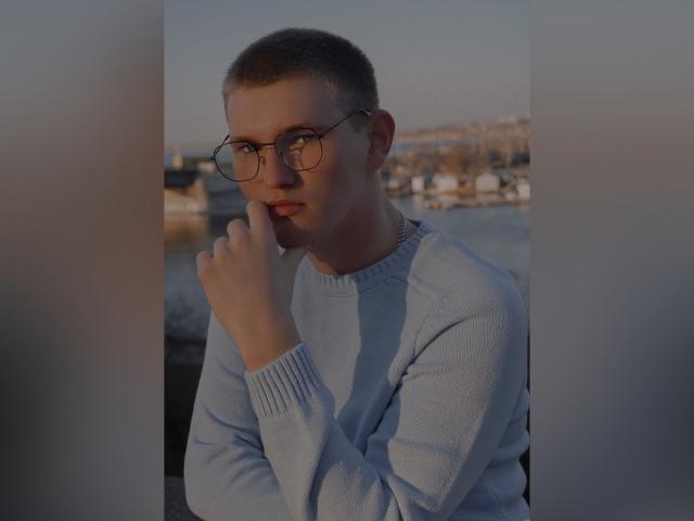 ErnestAhStrong - Sexe cam en vivo - 10867099