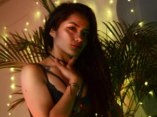 IndiraMakiris - Sexe cam en vivo - 10904139