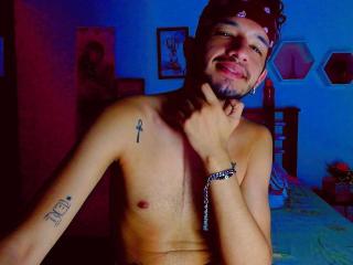 BunyChris - Live Sex Cam - 10912615