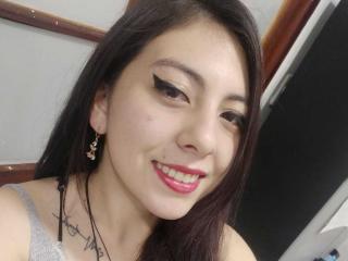 AnniesBloom - Live porn & sex cam - 10933935