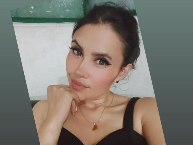 KylieAllen - Live sexe cam - 10941911