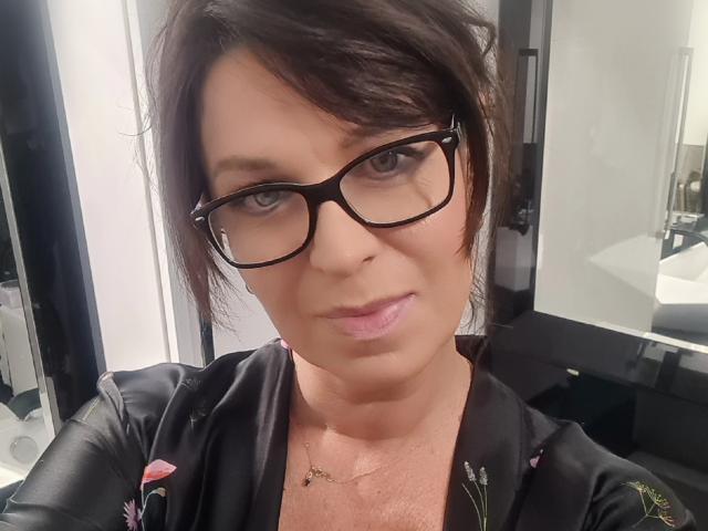 KellyMatureX - Camera khiêu dâm &amp; quyến rũ trực tiếp - 10942207