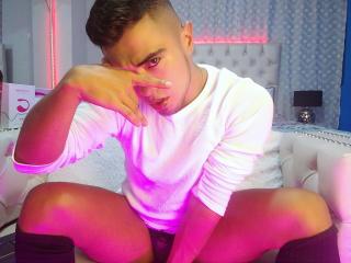 AndersonRoberts - Live sex cam - 10951443