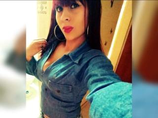 AprilFrost - Live Sex Cam - 10951599