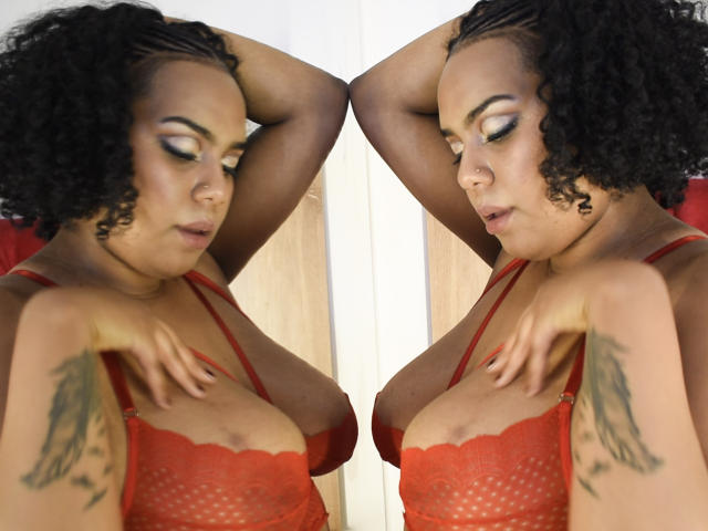 NicoletteSexxy - Live sexe cam - 10962451