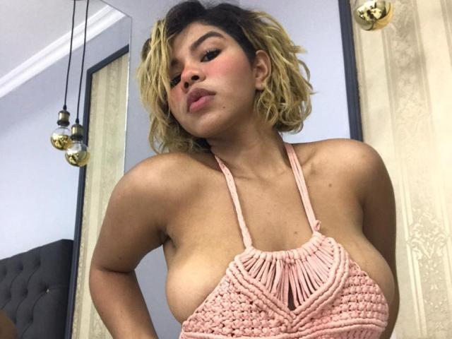 MelanieFerrer - Live porn &amp; sex cam - 10963019