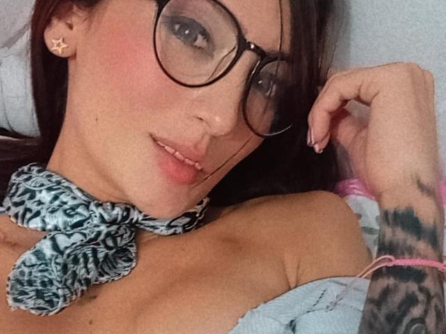 WitneyStoica - Live sexe cam - 10970699