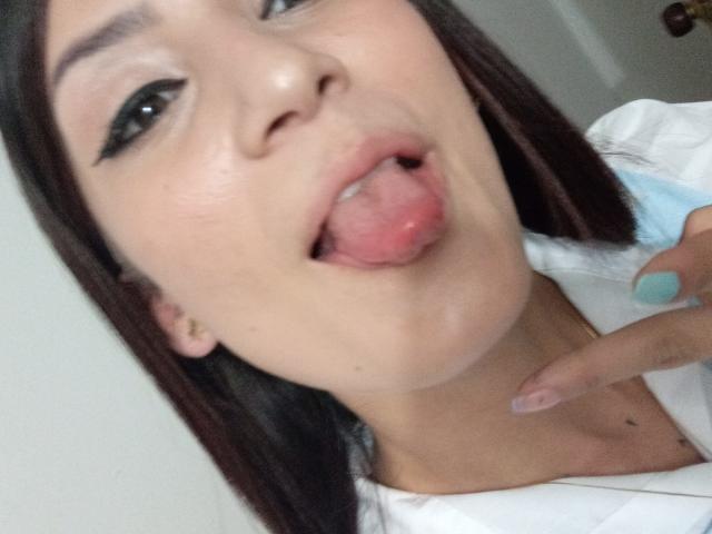 WitneyStoica - Live porn &amp; sex cam - 10983375