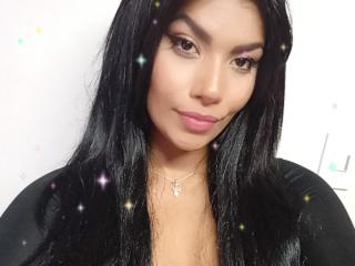 CarolineFoxLatin - Live porn & sex cam - 10996763