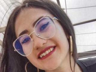 CharlotteBaker - Live sex cam - 11001919