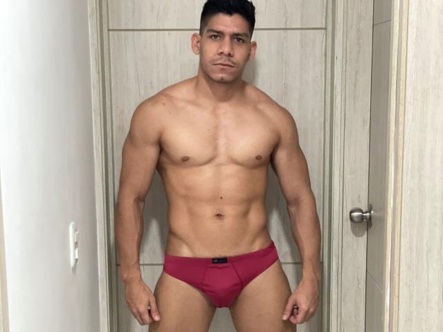 TommasDickX - Live sex cam - 11012395
