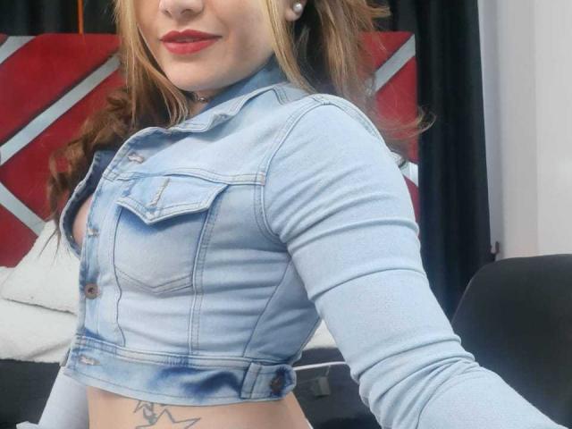SharloteDurant - Live Sex Cam - 11024631