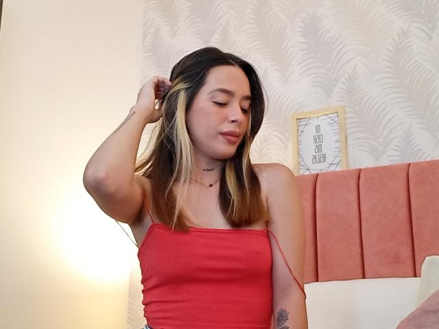 ValentinaSwift - Live sex cam - 11028011