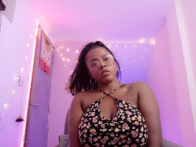 EmiraHot - Sexe cam en vivo - 11037247