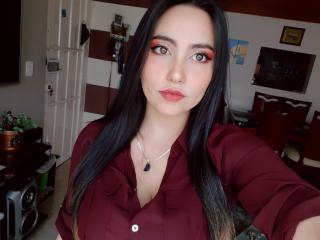 LindaFerrari - Live porn & sex cam - 11048987