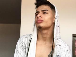 Alejobigdick - Live porn &amp; sex cam - 11058159