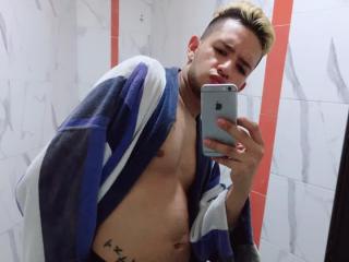 BunyChris - Live porn & sex cam - 11061687