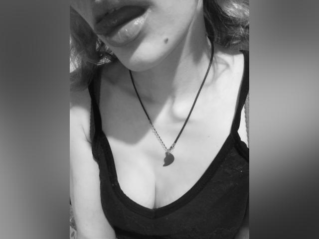 EvelynKulak - Live sexe cam - 11076766