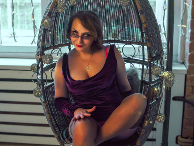 LadyIren - Live sexe cam - 11120630