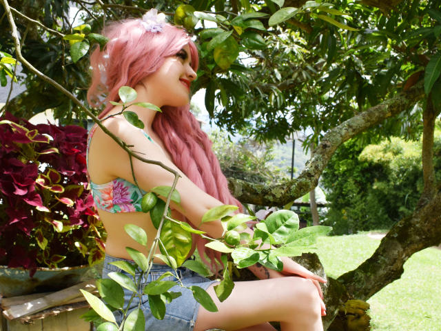 EmysSweet - Live Sex Cam - 11130490