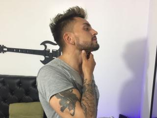 JohnnyMuscle - Live sex cam - 11136226