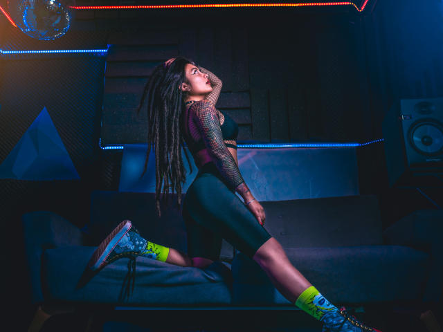 DinnyBrown - Live sex cam - 11148782