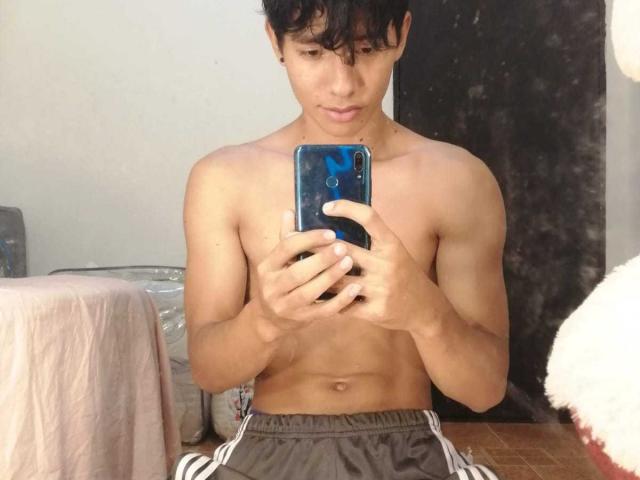 AndrewGregory - Sexe cam en vivo - 11162198