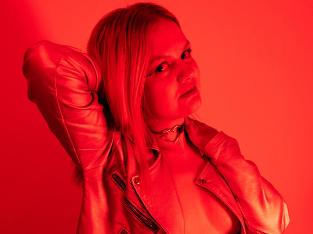 ScarlettRhodes - Live Sex Cam - 11168274