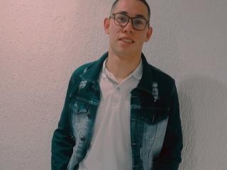 Jeremii - Live porn & sex cam - 11210110