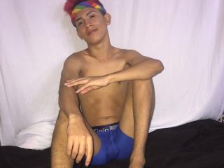 BjAndrew - Live sexe cam - 11219530